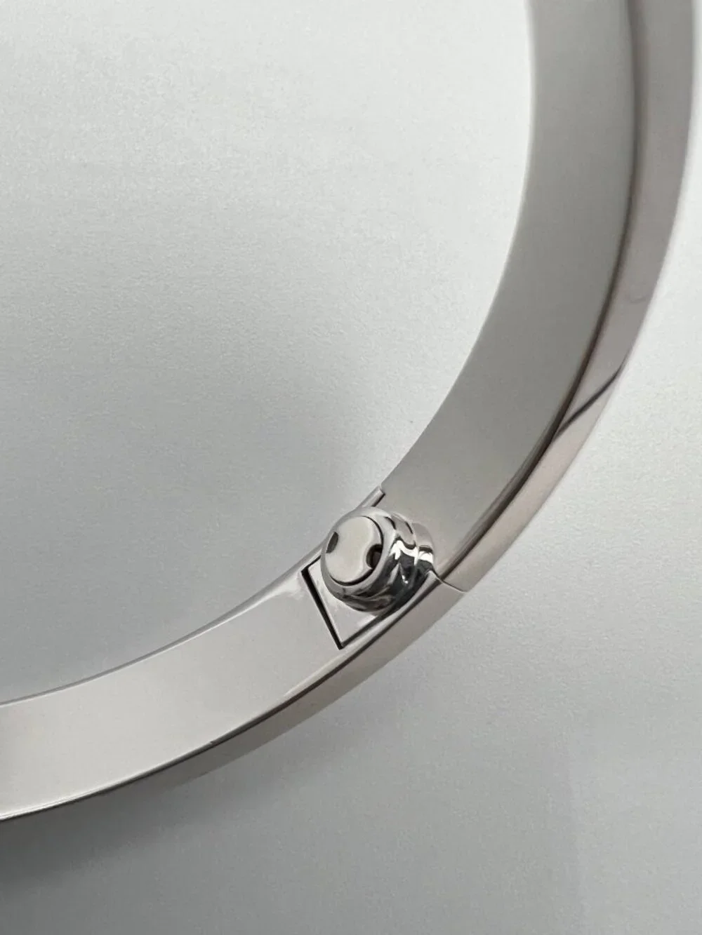 Cartier LOVE Bracelet Classic 4 Diamonds 18K White Gold Size 17